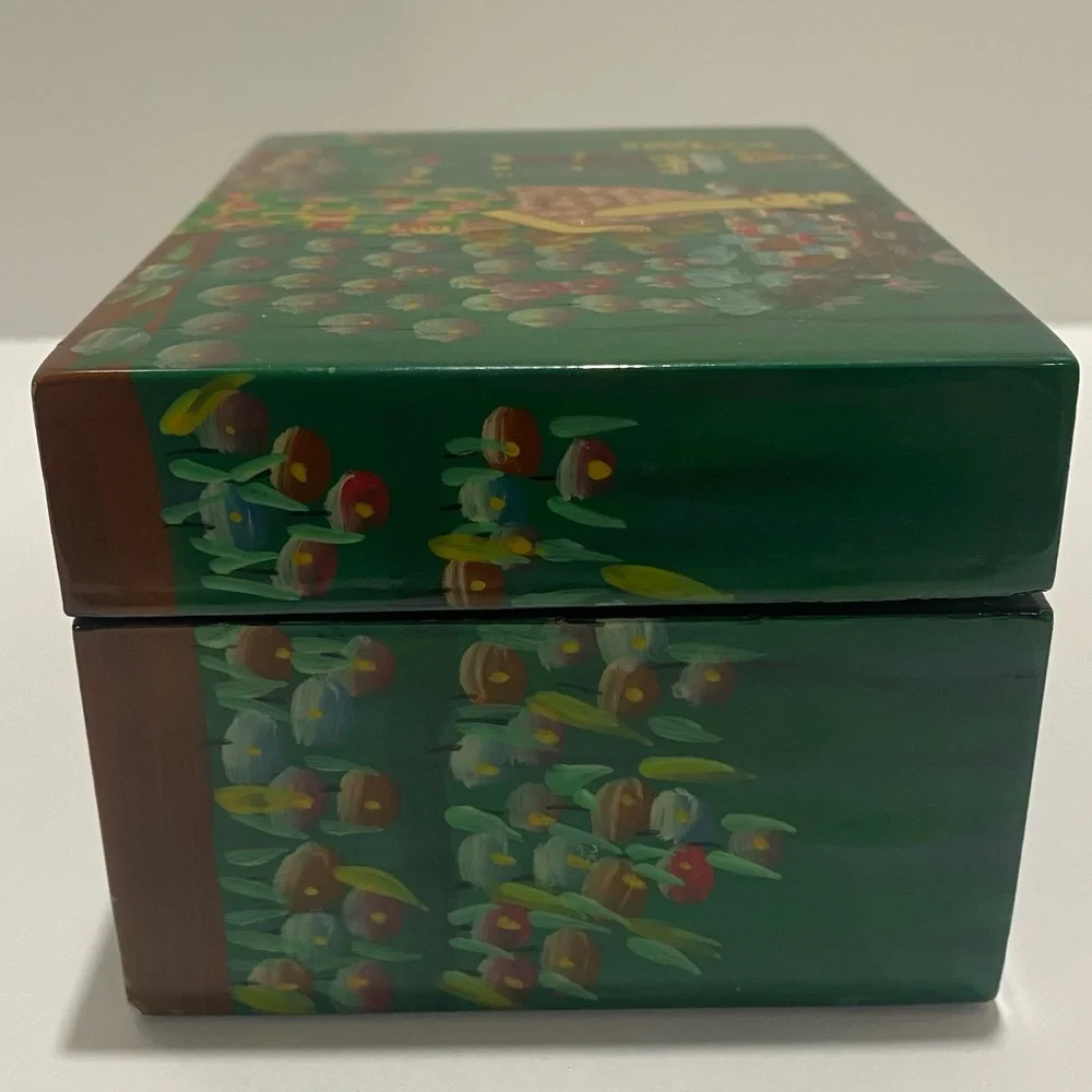 Asian Hand-Painted Lacquer Wood Box Jewelry Japanese Chinese Oriental Hinge Lid